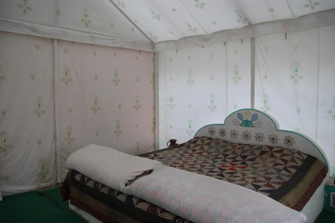 Mahefeel E Rann Resort Bherandiāla エクステリア 写真